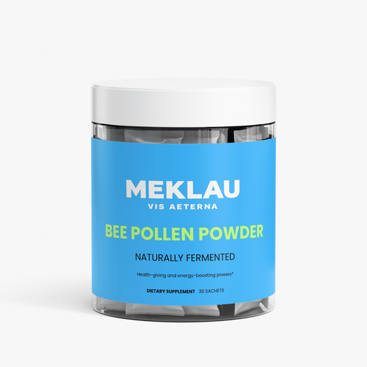 A clear plastic jar of MEKLAU Vis Aeterna Bee Pollen Powder with a bright blue label and a white lid, set against a clean white background.